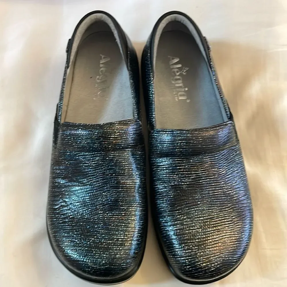 ALEGRIA LIGHTWEIGHT KELI MULTICOLOR SHIMMERY SHOES.  A LITTLE BLING!  NE…
